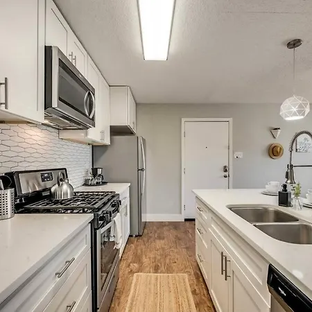 Heart Of Dallas Flat Close To Baylor Hospital Exterior foto